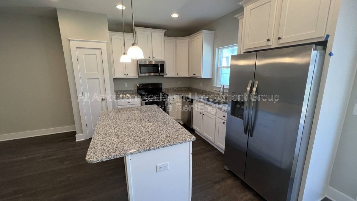 400 Mattie M Kelly Blvd - Photo 3 of 10