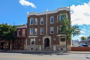featured image of 2143 W Chicago Ave #3