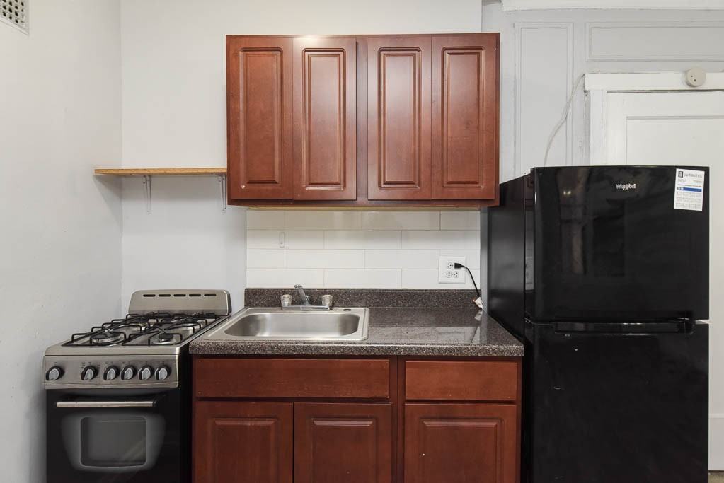 4735 N Beacon St #214 - Photo 2 of 18