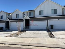 featured image of 1908 N Patchwork Ave