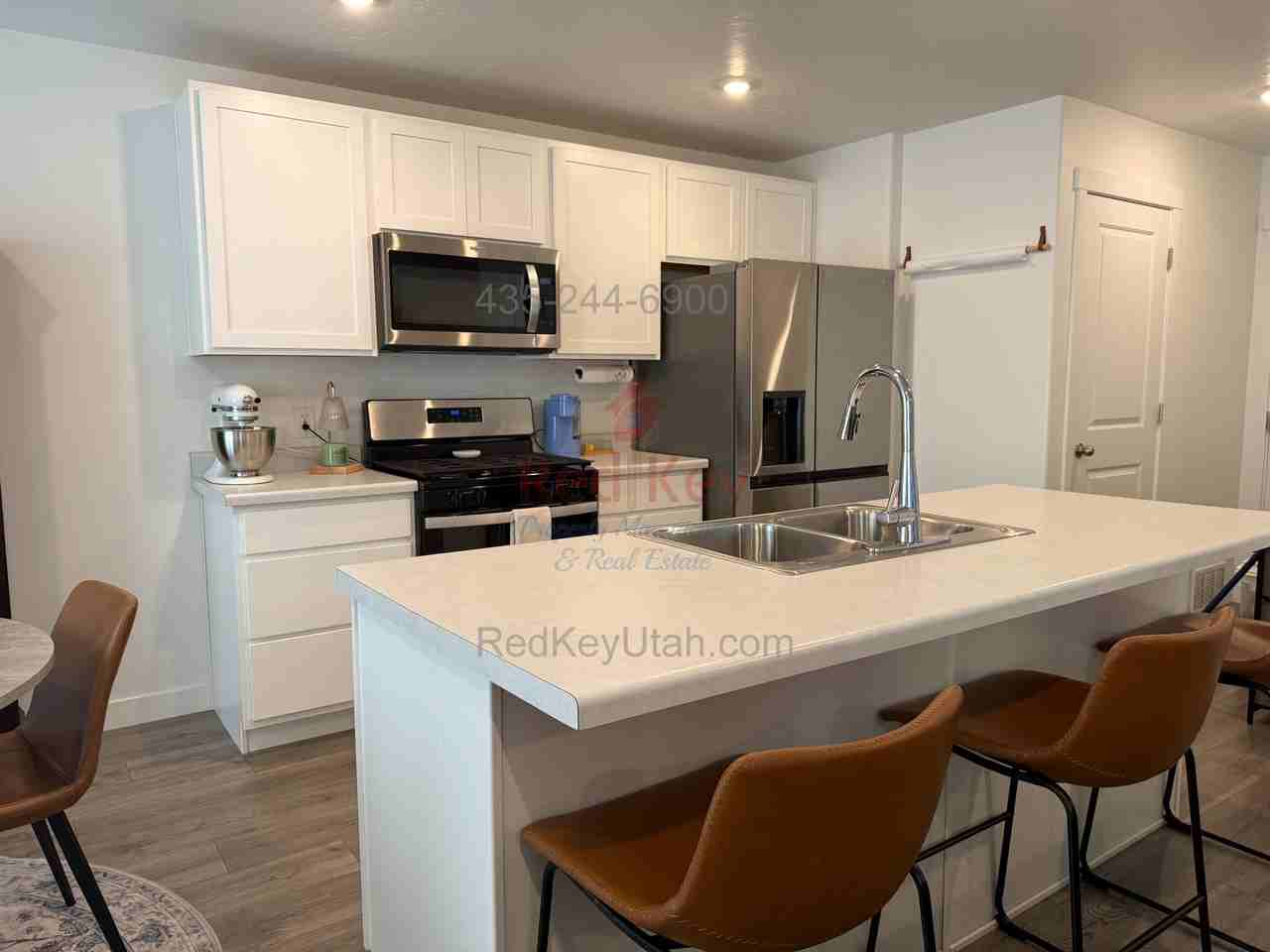 1908 N Patchwork Ave - Photo 6 of 25