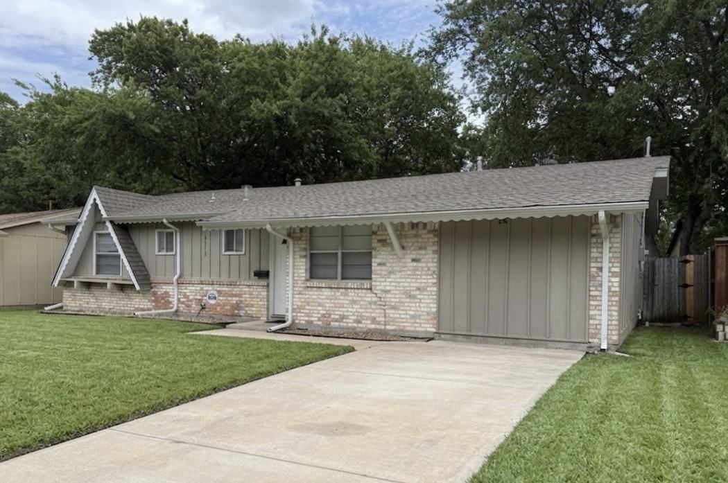 3512 Bahamas Dr - Photo 2 of 20
