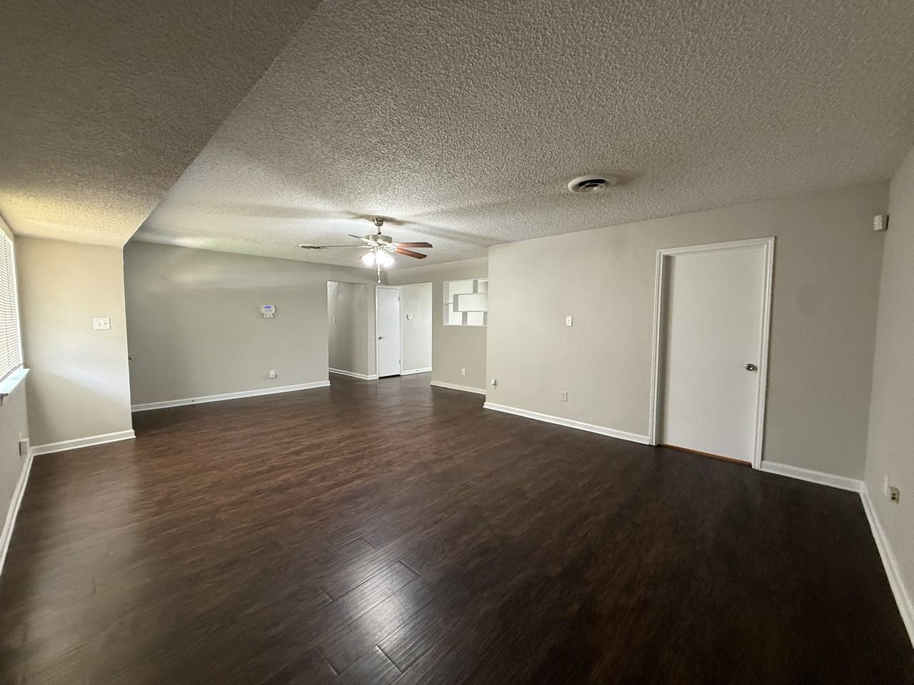 3512 Bahamas Dr - Photo 6 of 20