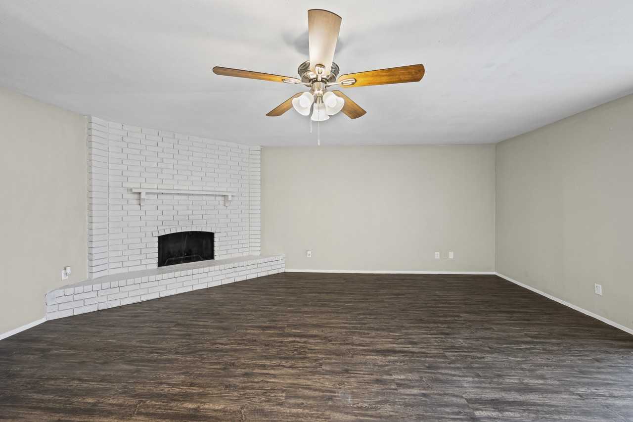 1232 Whittenburg Dr - Photo 3 of 19