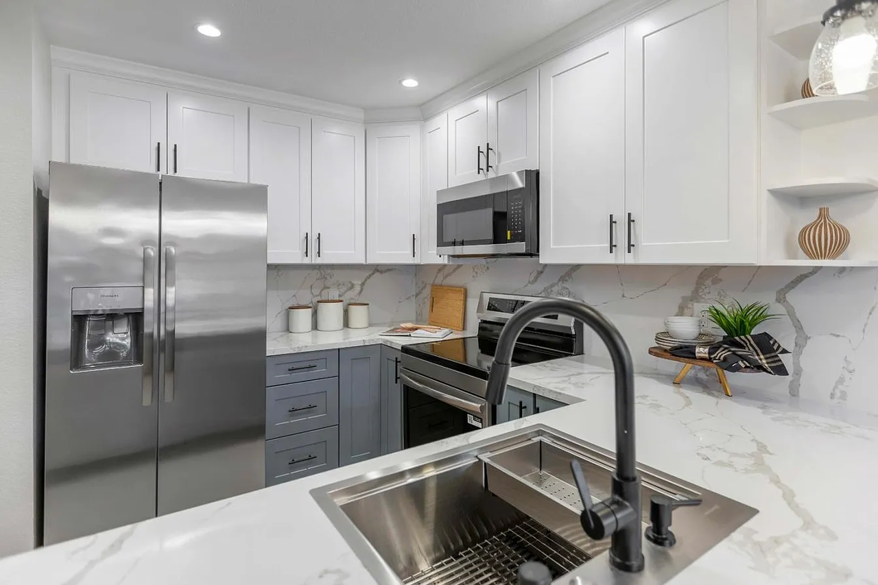 3725 Terstena Pl - Photo 7 of 19