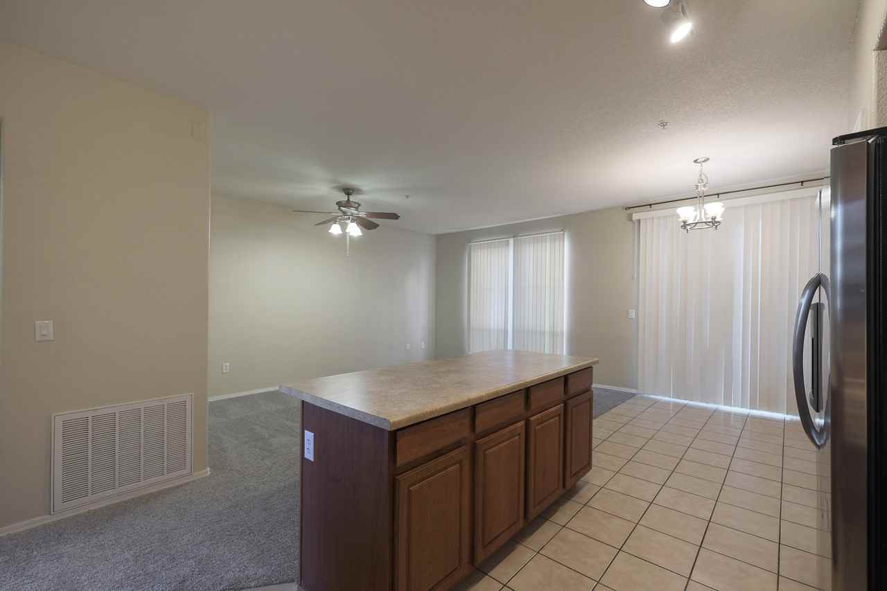 18250 N Cave Creek Rd #202 - Photo 5 of 36