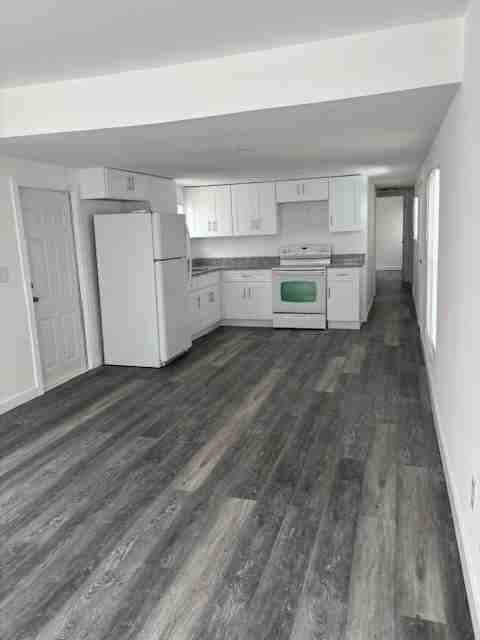 805 E Live Oak St - Photo 4 of 11