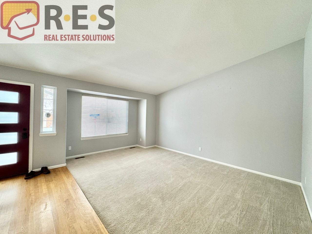 197 S Lindsey St - Photo 6 of 17