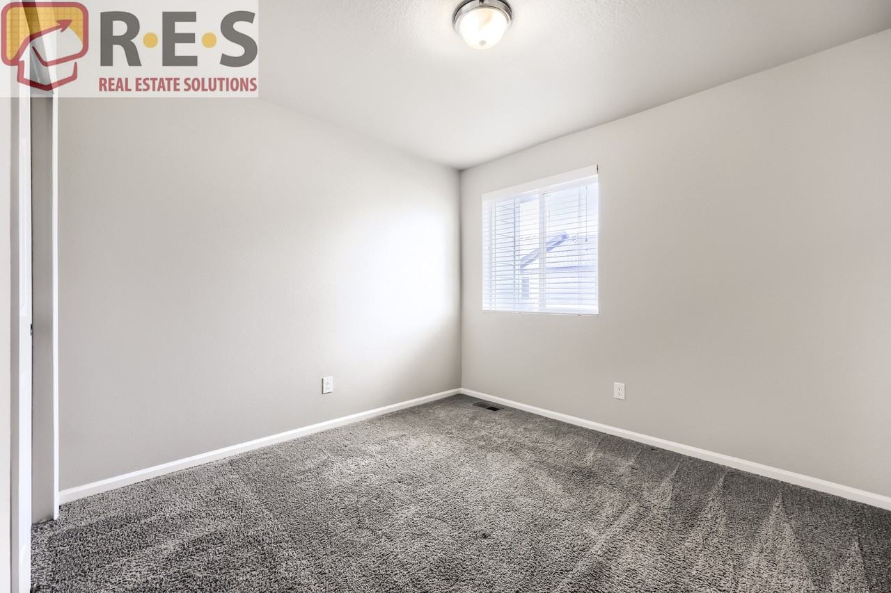 18950 E 65th Ave - Photo 7 of 17