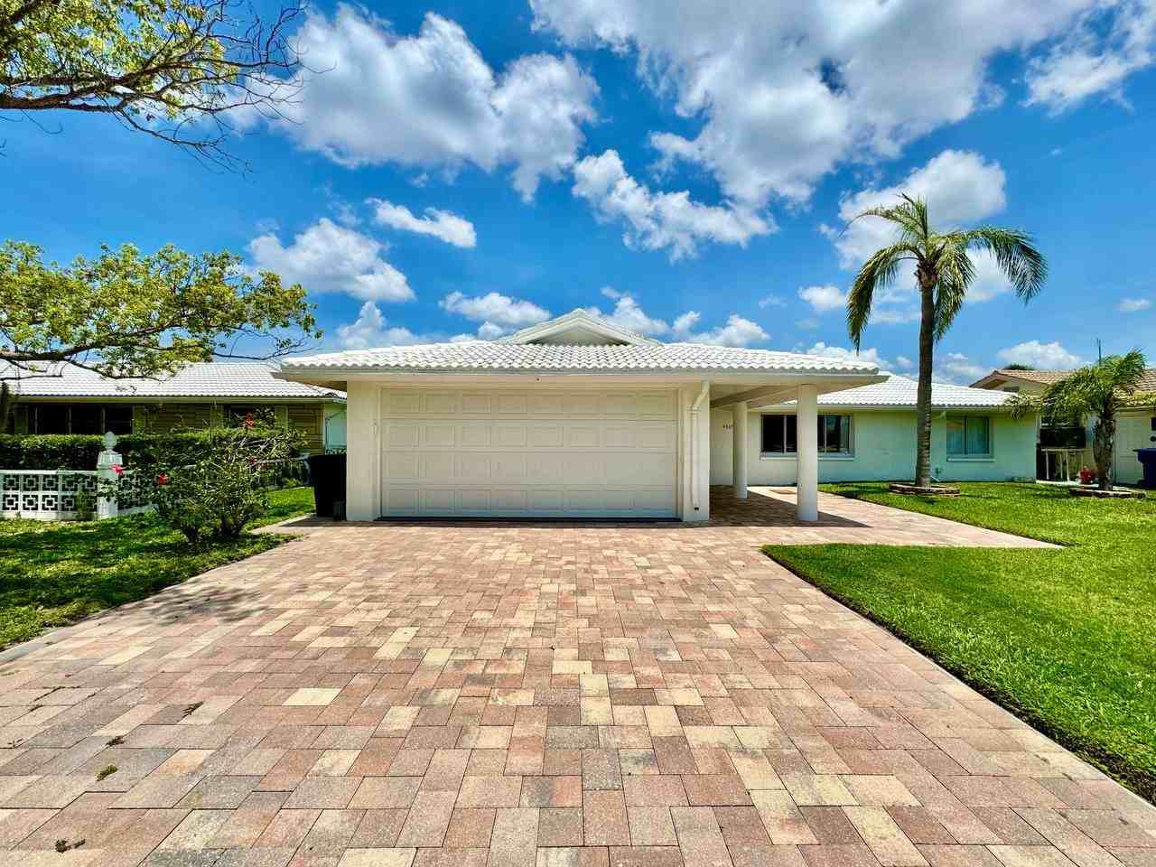 4037 Topsail Trl - Photo 2 of 35