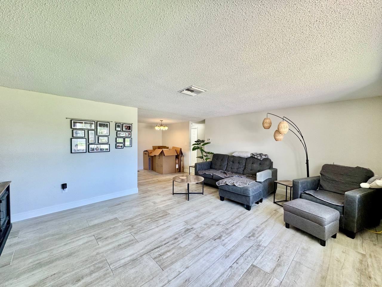 4037 Topsail Trl - Photo 7 of 35