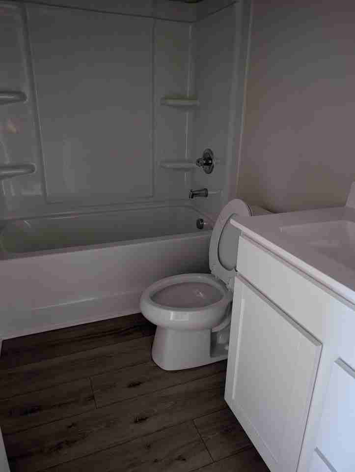 5004 Stevedore Way - Photo 4 of 9