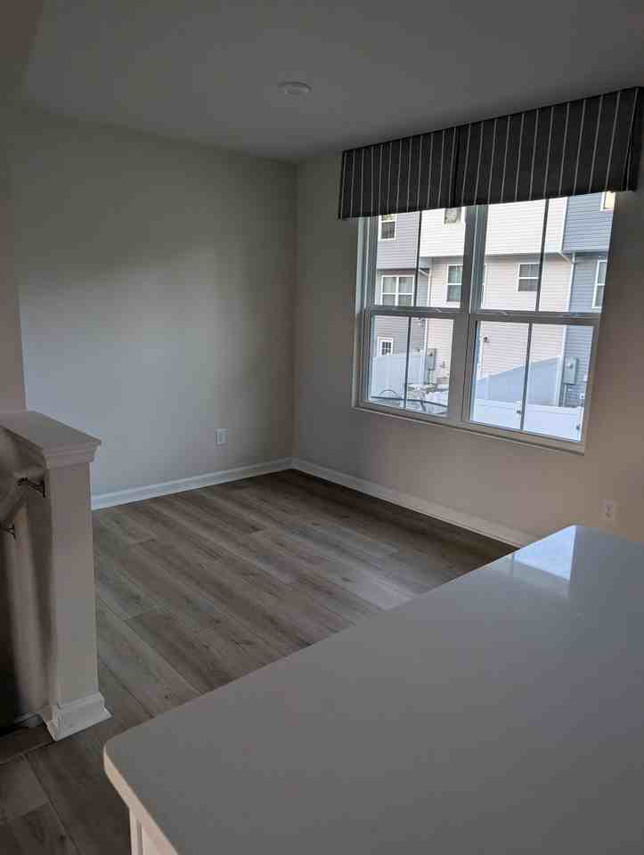 5004 Stevedore Way - Photo 7 of 9
