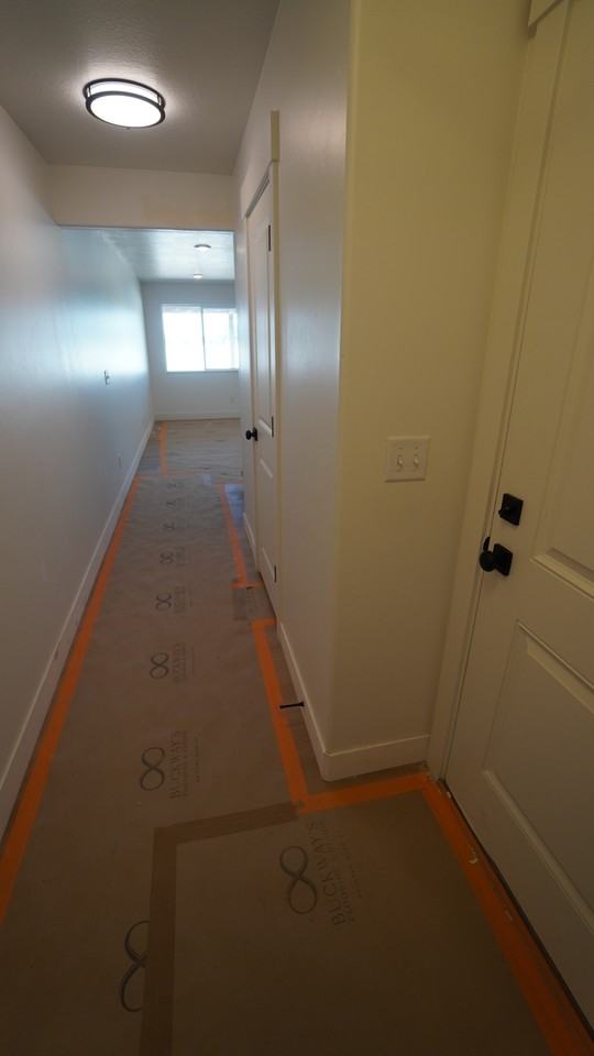 331 N Liberty Cove Dr - Photo 2 of 25