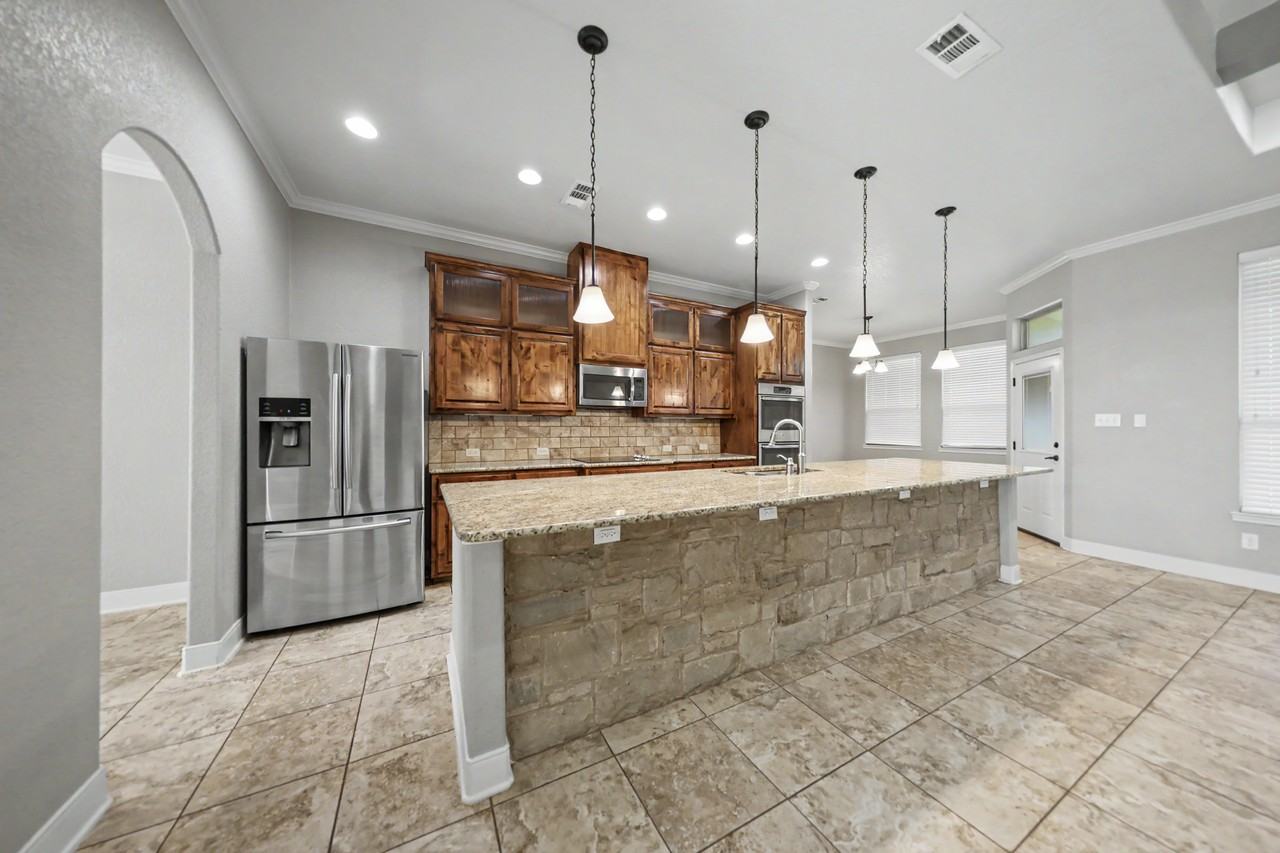 2515 Alpine Fir Dr - Photo 5 of 32