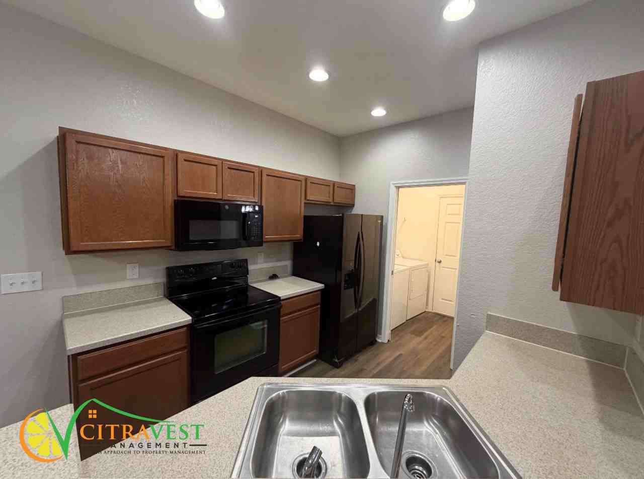 4670 Osprey Way - Photo 3 of 10