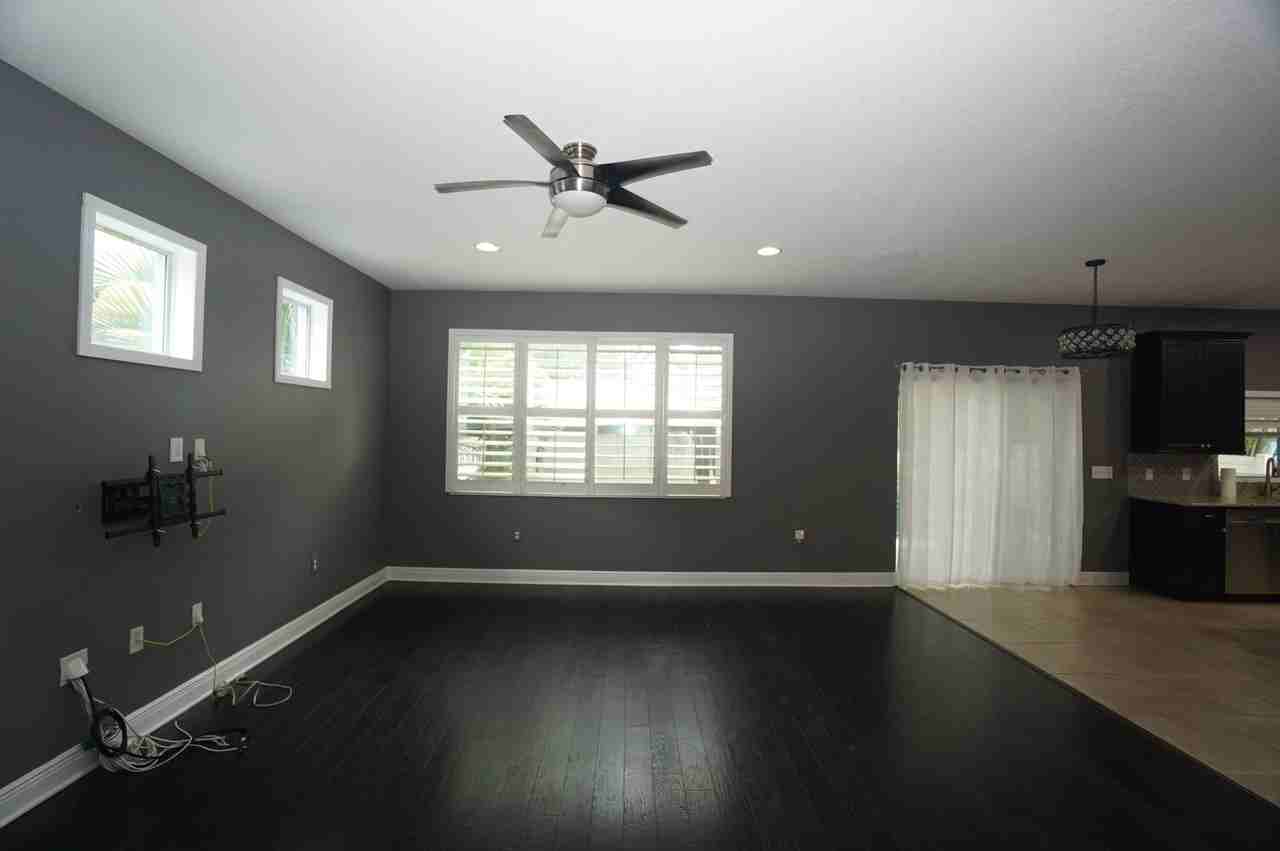 7303 S Shamrock Rd - Photo 6 of 34