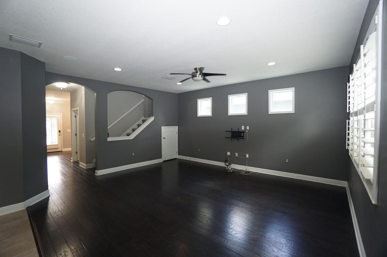 7303 S Shamrock Rd - Photo 7 of 34