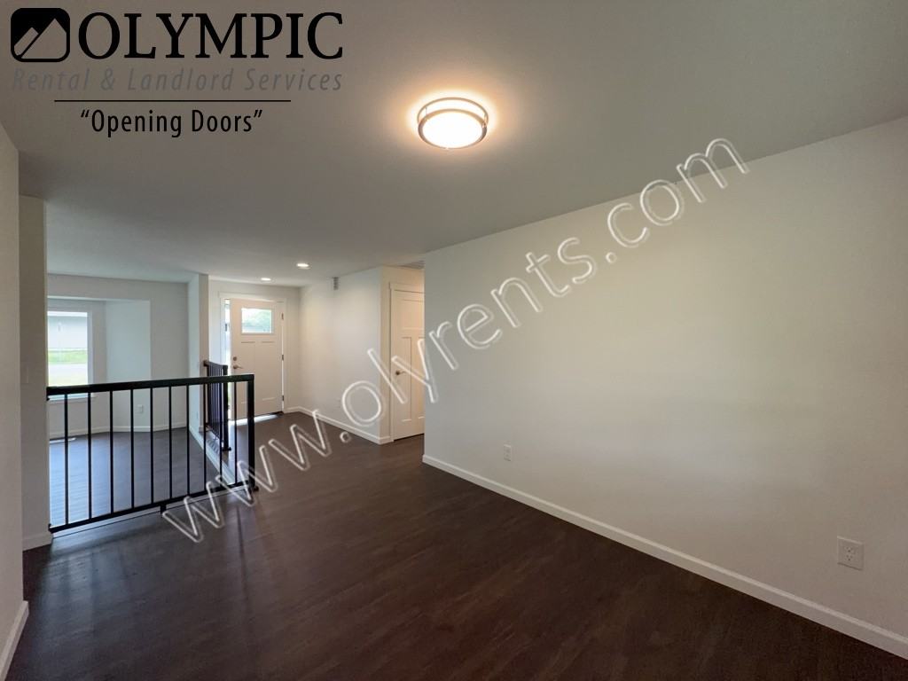 5207 65th Ave Se - Photo 6 of 23