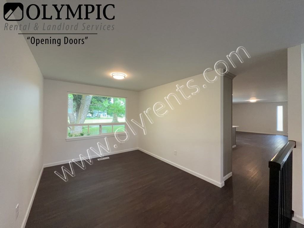 5207 65th Ave Se - Photo 7 of 23