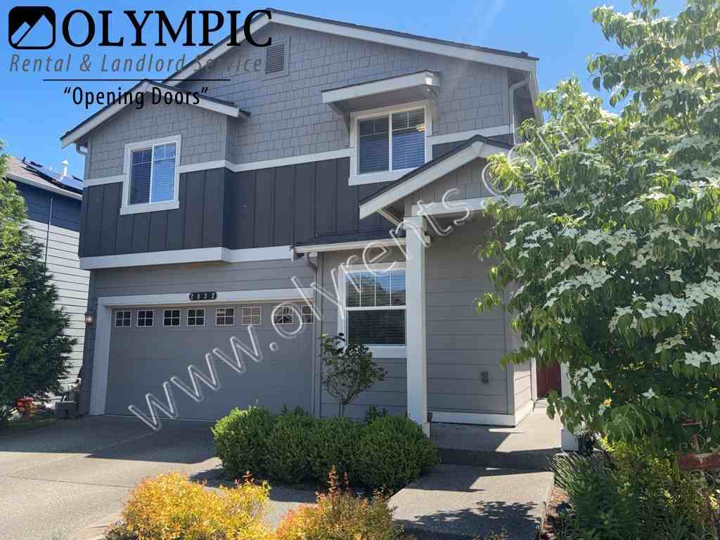 2832 Mahogany St Ne - Photo 2 of 30