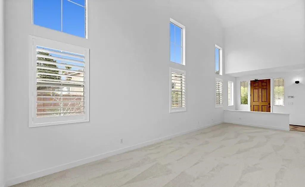 2318 Longfellow Rd - Photo 7 of 11