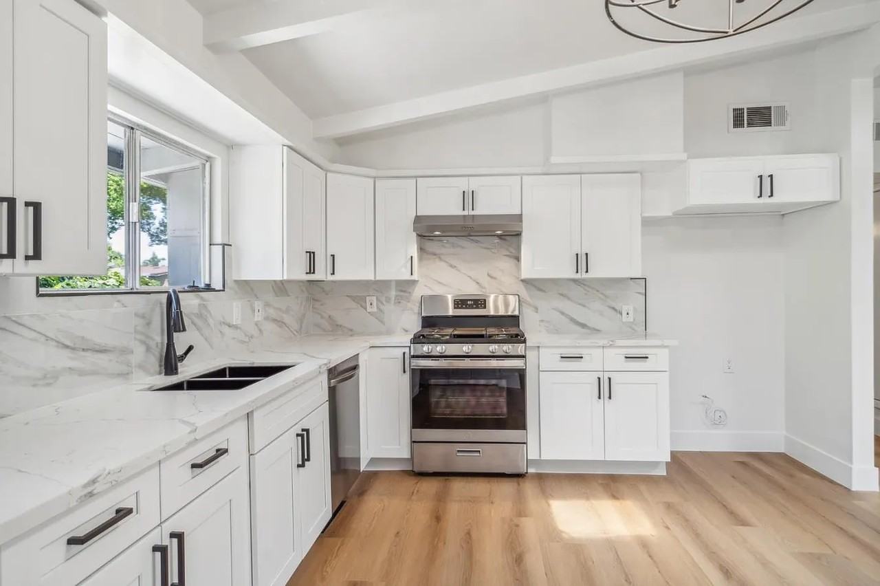 102 Glendora Ave - Photo 6 of 9