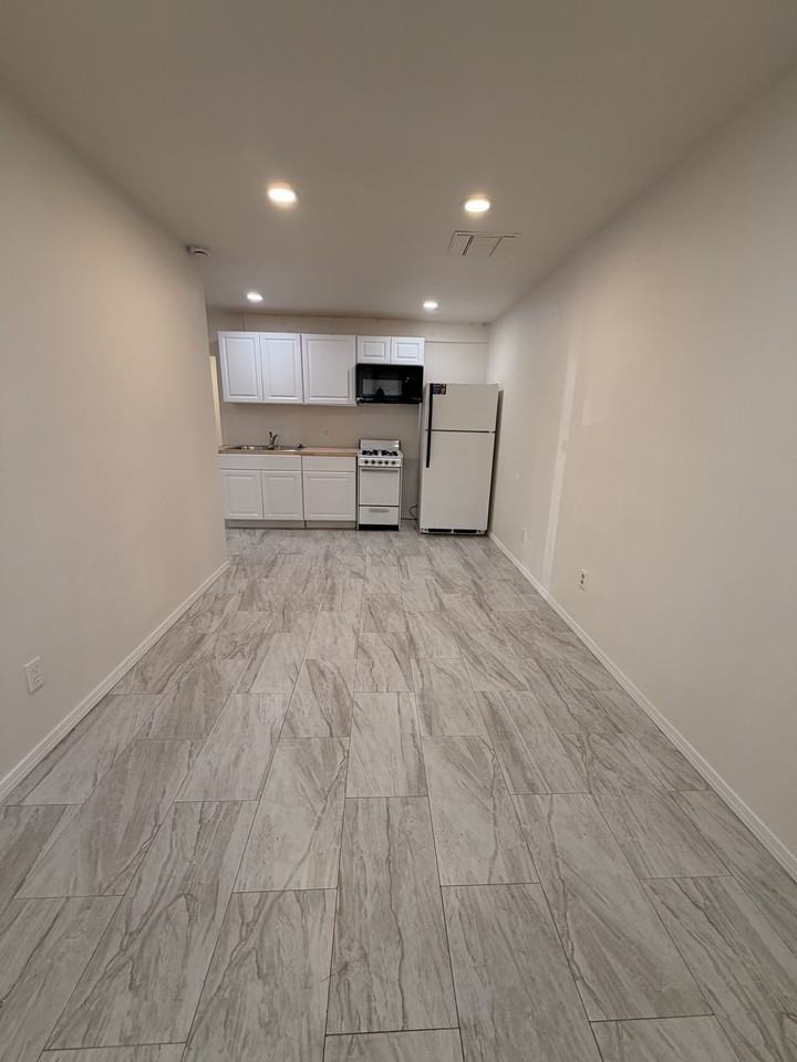 54045 Pine Crest Ave #NA - Photo 5 of 15