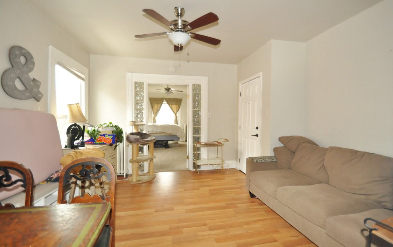 1863 N Clarkson St #4 - Photo 6 of 17