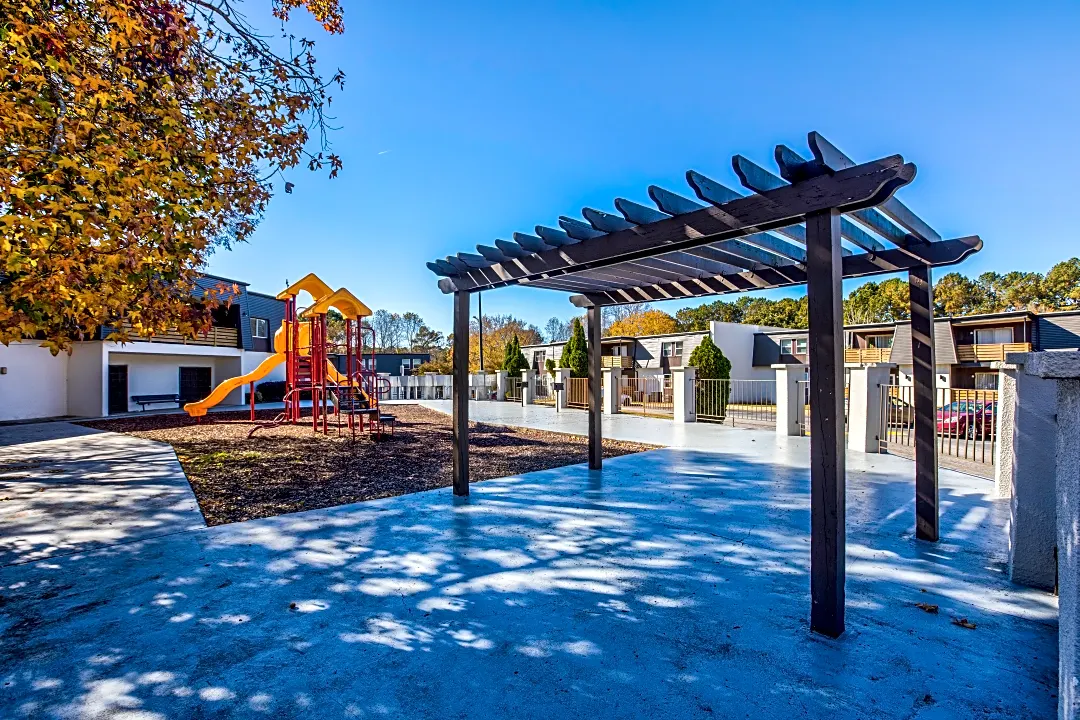 Park At Glenwood - Photo 4 of 19