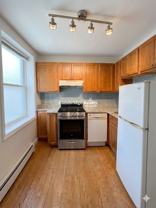 1054 Cambridge St #4T - Photo 1 of 1