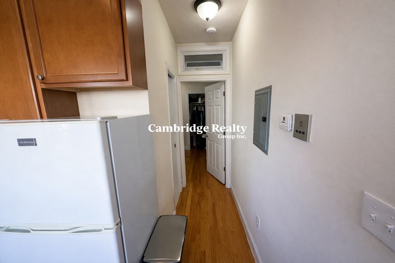 1054 Cambridge St #2T - Photo 2 of 9