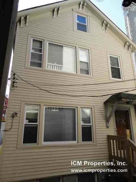 2730 N Wayne Ave #2730CH2 - Photo 6 of 10