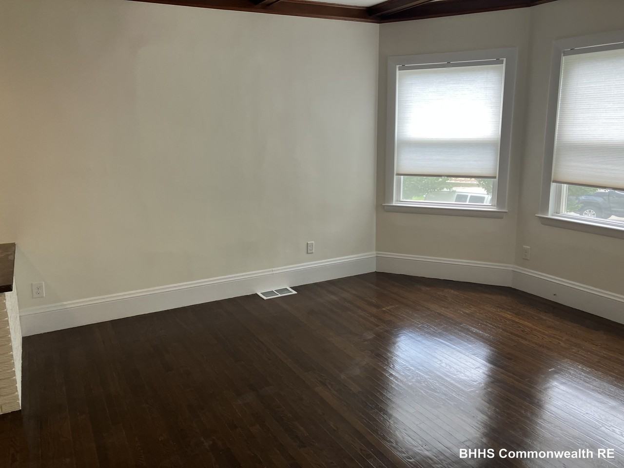 9 Forster St #1 - Photo 4 of 21