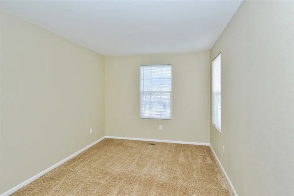 10101 Glencoe Ct #NA - Photo 2 of 11