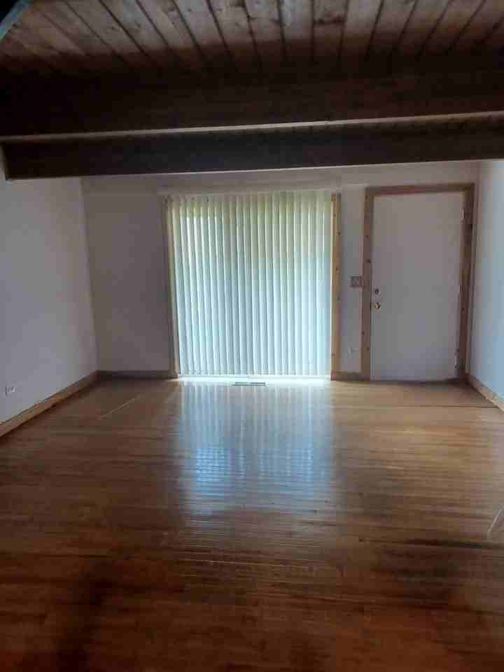 87 Maude Ave #B - Photo 4 of 13