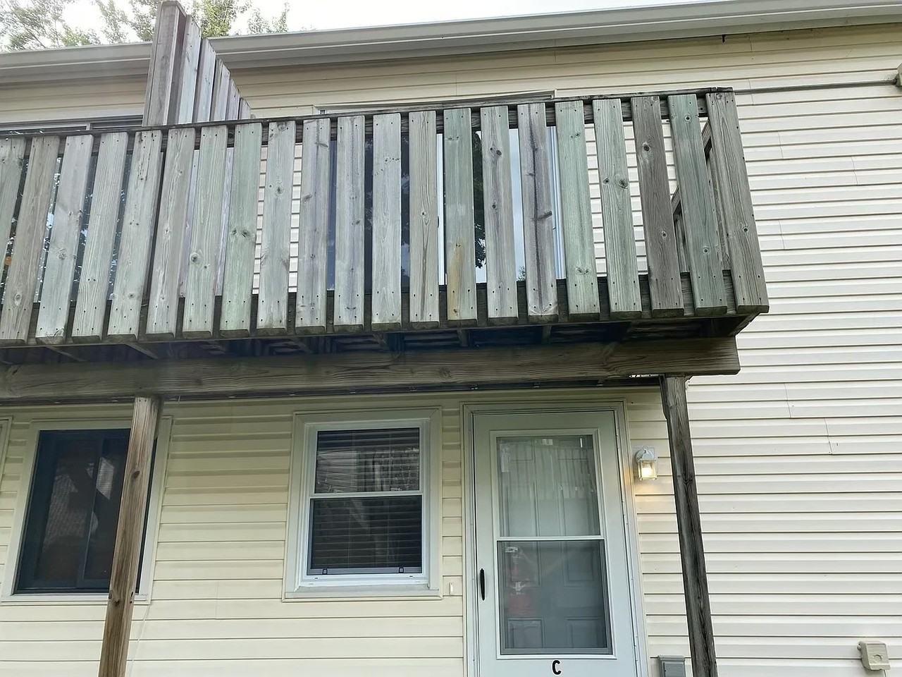 87 Maude Ave #B - Photo 3 of 13