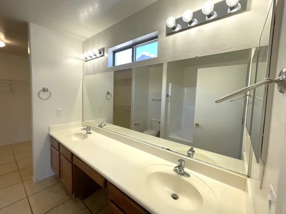10822 W Taft St #NA - Photo 7 of 11