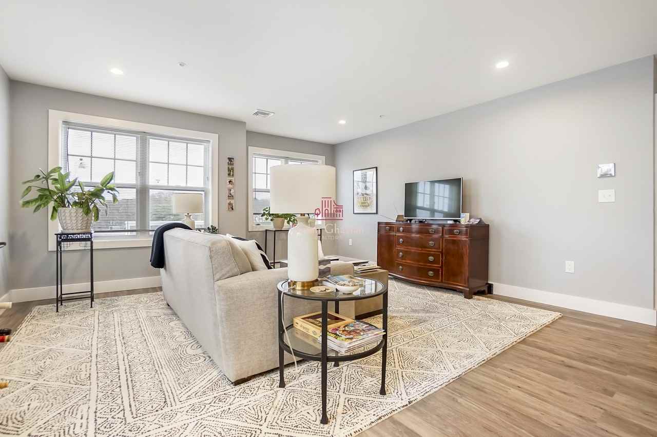 245 Bussey St #404 - Photo 6 of 22
