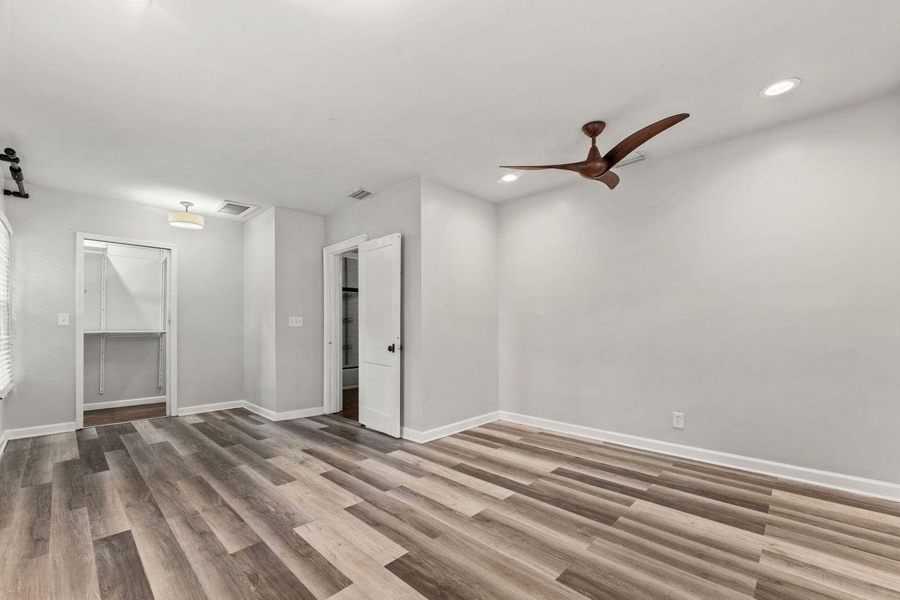 4603 Sussex Ave - Photo 3 of 15