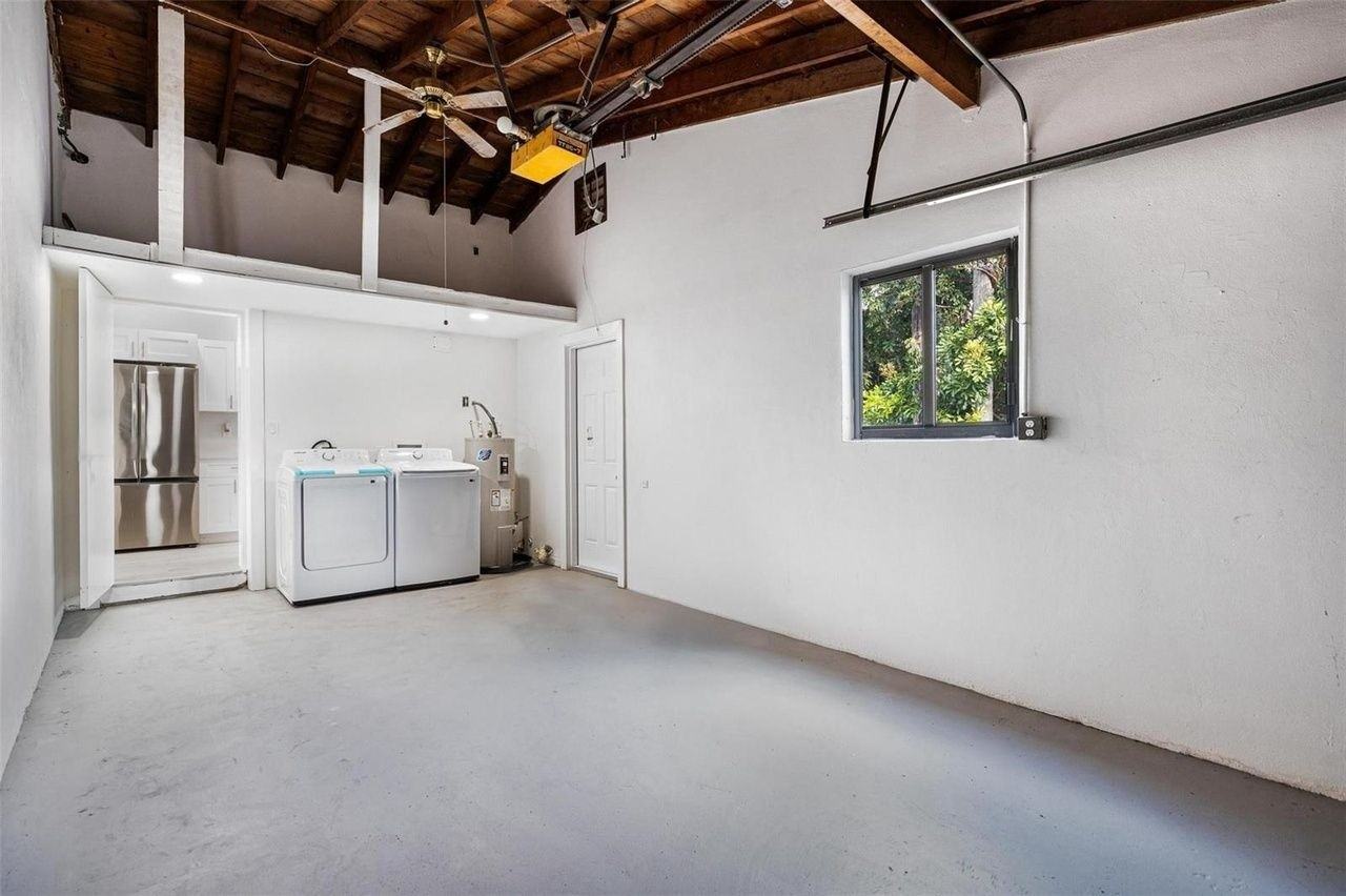 1720 N 25th Ave - Photo 7 of 20