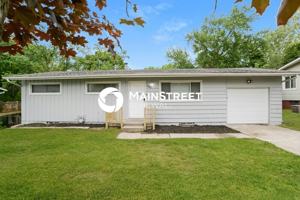 featured image of 6852 N Montrose Ave