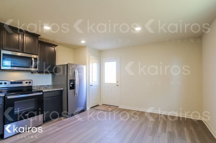 5815 Littoral Rd - Photo 6 of 14