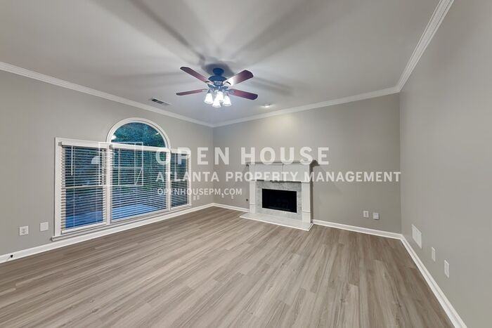 3174 Vickery Dr Ne - Photo 4 of 20