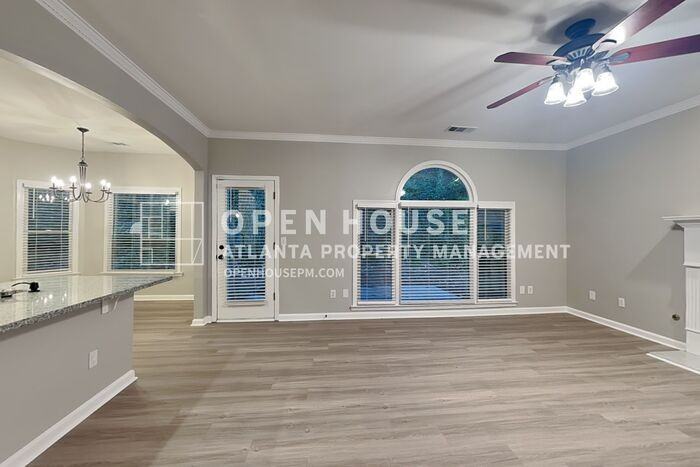 3174 Vickery Dr Ne - Photo 5 of 20
