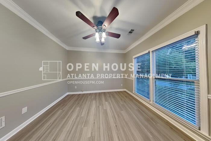 3174 Vickery Dr Ne - Photo 6 of 20