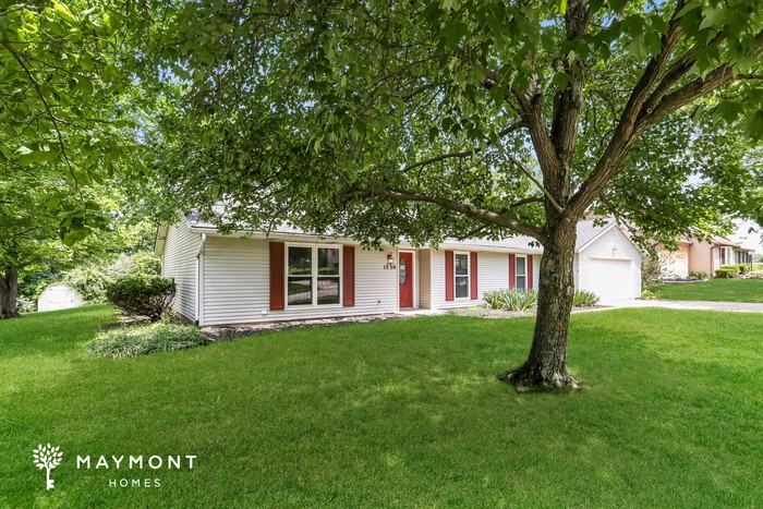 1730 Calumet Way - Photo 3 of 14