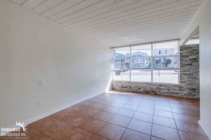 4342 Temecula St - Photo 6 of 19