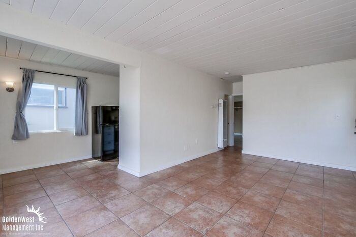 4342 Temecula St - Photo 7 of 19