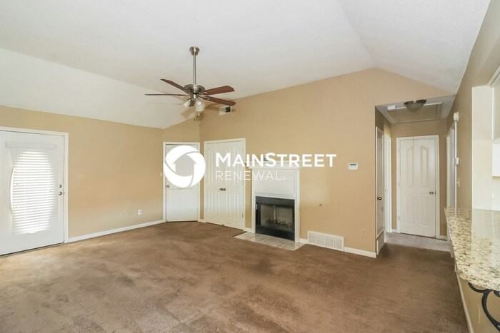 2976 Churchwell Dr - Photo 3 of 16